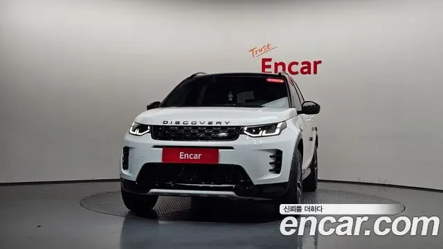 LAND ROVER DISCOVERY SPORT (2 ПОК.) 2024 — 12 878 км, белый, Корея — под ключ — фото 3