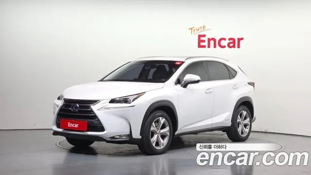 LEXUS NX300H 2015