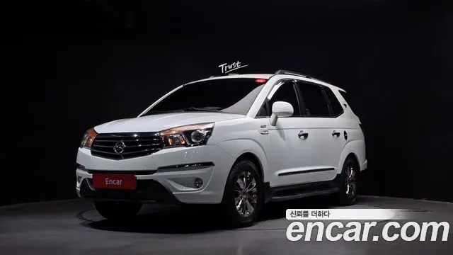 KGM KORANDO TURISMO 2016 — 114 374 км, белый, Корея — под ключ — фото 1