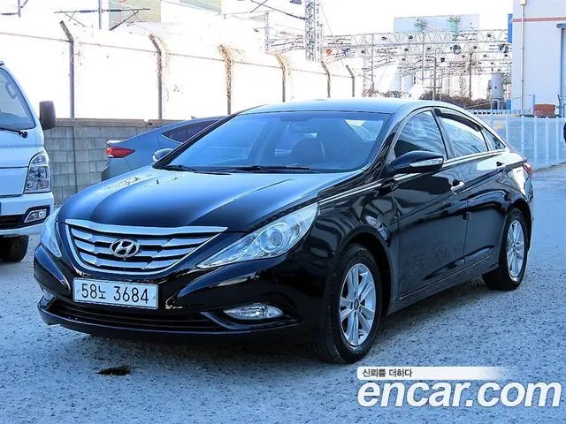 HYUNDAI SONATA 2010 — 144 096 км, чёрный, Корея — под ключ — фото 2