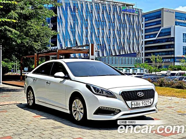 HYUNDAI SONATA HYBRID 2017 — 169 918 км, белый, Корея — под ключ — фото 5