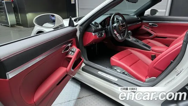 PORSCHE 718 BOXSTER 2024 — 12 628 км, серебристо-серый, Корея — под ключ — фото 11