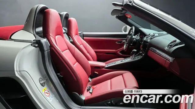 PORSCHE 718 BOXSTER 2024 — 12 628 км, серебристо-серый, Корея — под ключ — фото 10