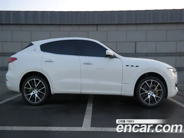 MASERATI LEVANTE 2018 — 57 237 км, белый-перламутр, Корея — под ключ — фото 5