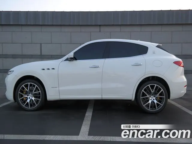 MASERATI LEVANTE 2018 — 57 237 км, белый-перламутр, Корея — под ключ — фото 6