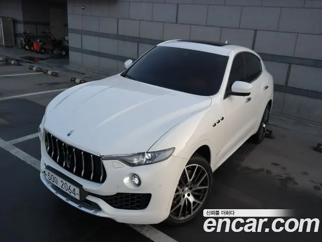 MASERATI LEVANTE 2018 — 57 237 км, белый-перламутр, Корея — под ключ — фото 8