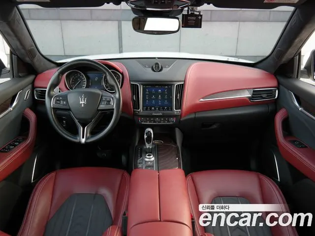 MASERATI LEVANTE 2018 — 57 237 км, белый-перламутр, Корея — под ключ — фото 9