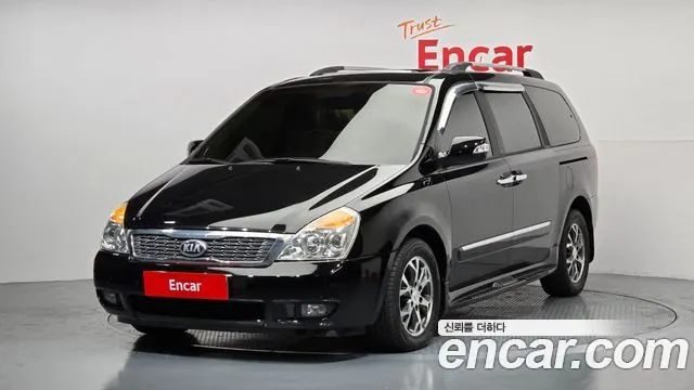 KIA CARNIVAL R 2014
