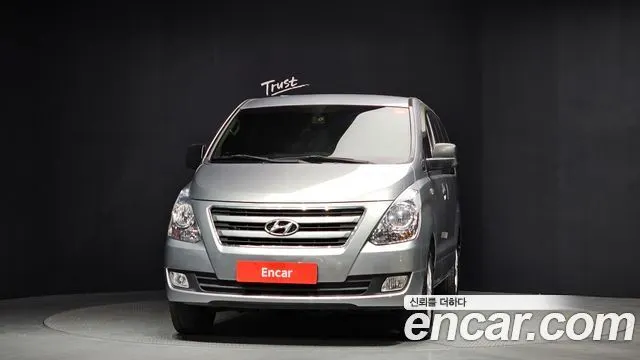 HYUNDAI GRAND STAREX 2017 — 116 294 км, серебристо-серый, Корея — под ключ — фото 3