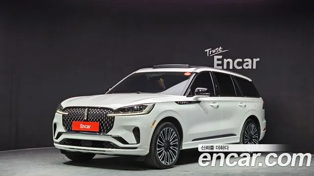 LINCOLN AVIATOR 2025