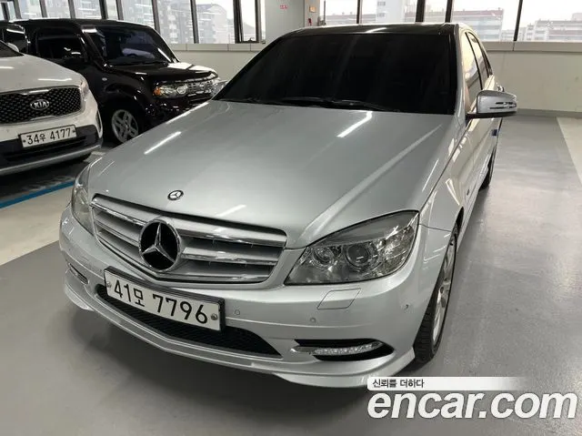 MERCEDES-BENZ C-CLASS W204 2011