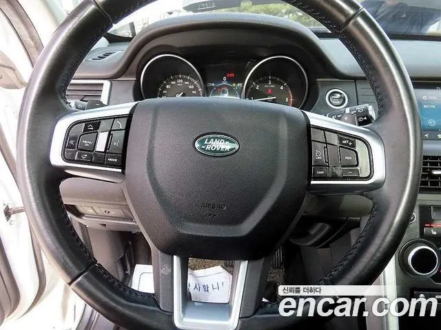 LAND ROVER DISCOVERY SPORT 2017 — 98 816 км, белый, Корея — под ключ — фото 8