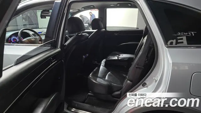 HYUNDAI VERACRUZ 2015 — 285 679 км, серебристый, Корея — под ключ — фото 11