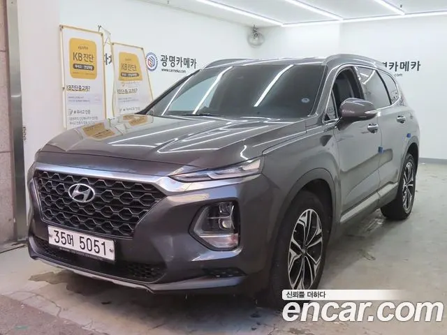 HYUNDAI SANTA FE 2019 — 43 756 км, серый, Корея — под ключ — фото 1