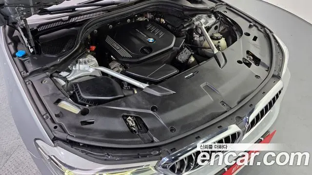 BMW 6 SERIES GT 2019 — 113 212 км, серебристый, Корея — под ключ — фото 6
