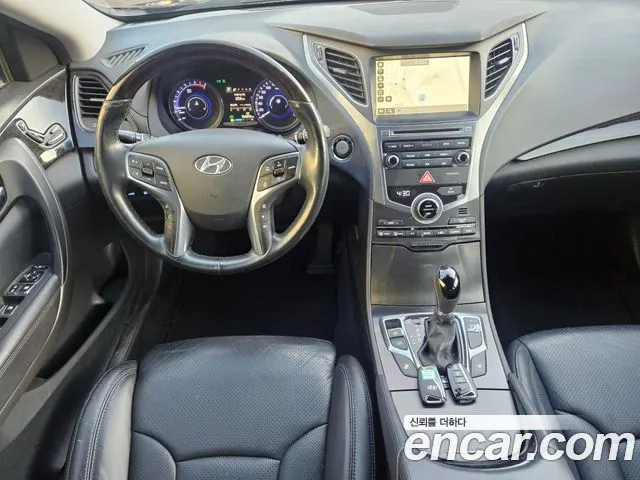 HYUNDAI GRANDEUR HYBRID 2016 — 154 000 км, чёрный, Корея — под ключ — фото 7