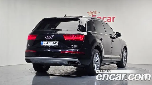 AUDI Q7 2019 — 61 961 км, чёрный, Корея — под ключ — фото 2