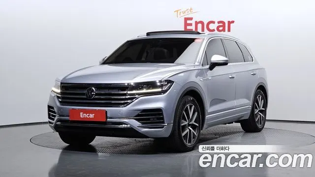VOLKSWAGEN TOUAREG 2021