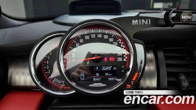 MINI COOPER S CONVERTIBLE 2019 — 80 431 км, тёмно-зелёный, Корея — под ключ — фото 8