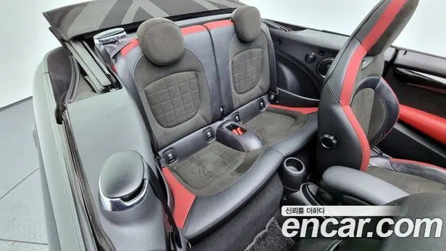 MINI COOPER S CONVERTIBLE 2019 — 80 431 км, тёмно-зелёный, Корея — под ключ — фото 10