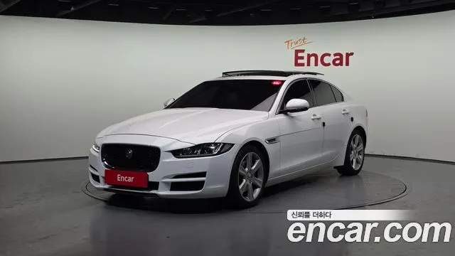 JAGUAR XE 2016