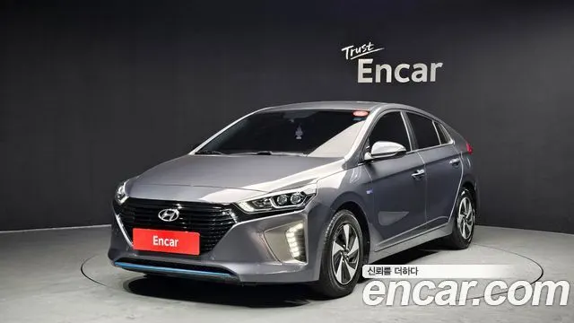 HYUNDAI IONIQ HYBRID 2019