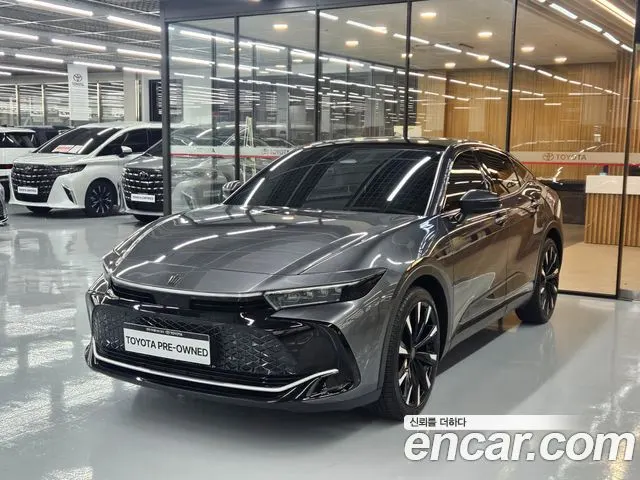 TOYOTA CROWN CROSSOVER — из Кореи под ключ