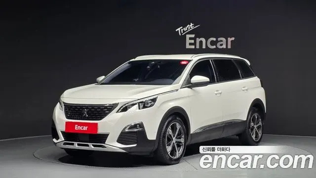 PEUGEOT 5008 2018