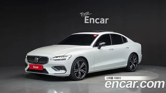 VOLVO S60 2022