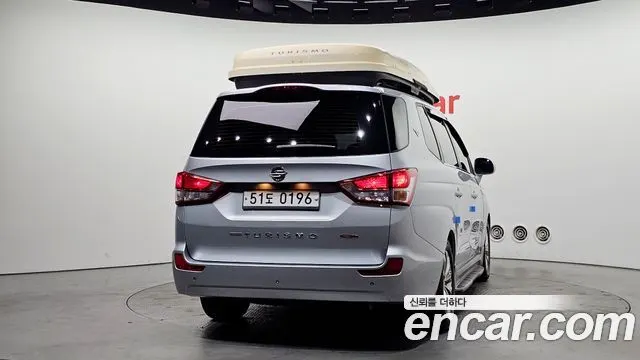 KGM KORANDO TURISMO 2016 — 159 843 км, серебристо-серый, Корея — под ключ — фото 4