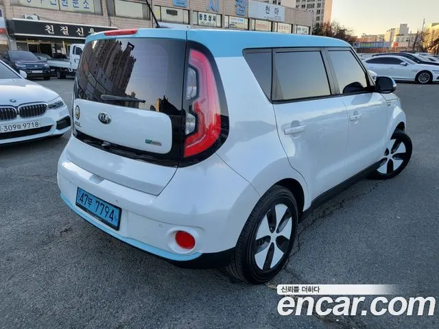 KIA SOUL 2015 — 54 000 км, белый, Корея — под ключ — фото 4