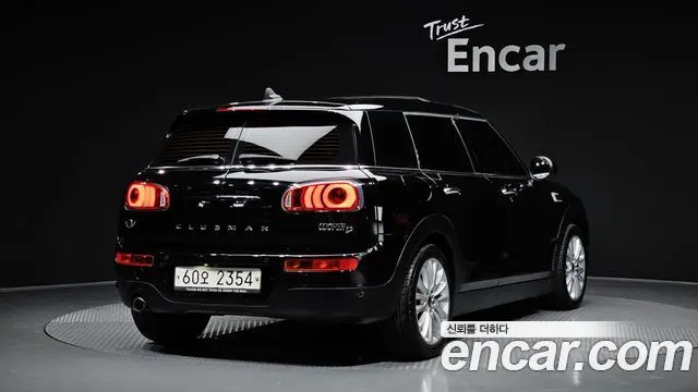MINI COOPER D CLUBMAN 2018 — 79 331 км, чёрный, Корея — под ключ — фото 2