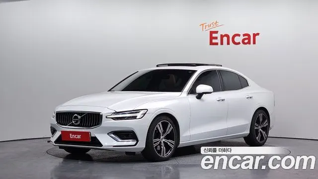 VOLVO S60 2022