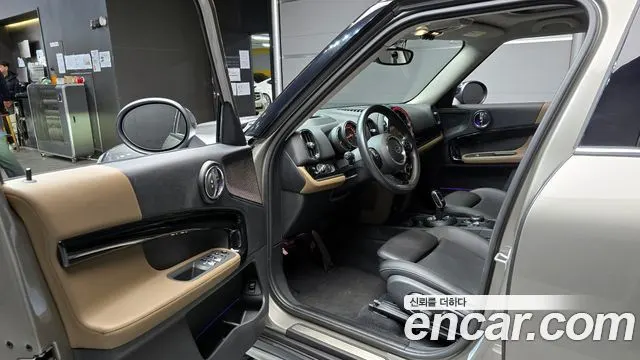 MINI COOPER D COUNTRYMAN 2019 — 110 246 км, серебристо-серый, Корея — под ключ — фото 11