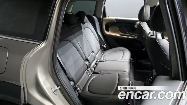 MINI COOPER D COUNTRYMAN 2019 — 110 246 км, серебристо-серый, Корея — под ключ — фото 12