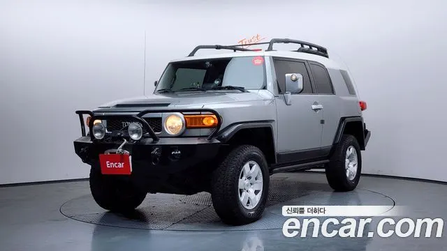 TOYOTA FJ 2010