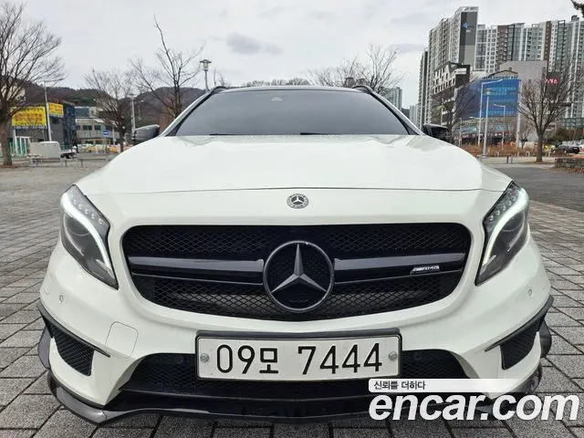 MERCEDES-BENZ GLA-CLASS X156 2016