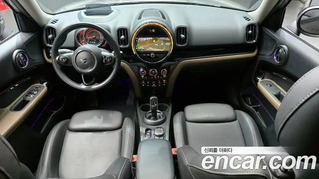 MINI COOPER D COUNTRYMAN 2019 — 110 246 км, серебристо-серый, Корея — под ключ — фото 7
