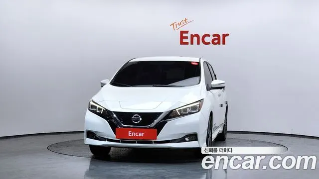 NISSAN LEAF (ZE1) 2019 — 94 275 км, белый, Корея — под ключ — фото 3