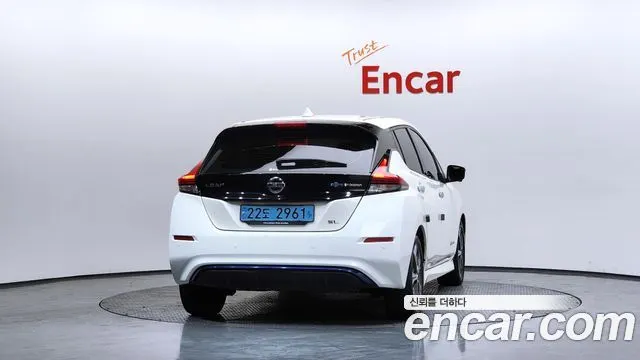 NISSAN LEAF (ZE1) 2019 — 94 275 км, белый, Корея — под ключ — фото 4