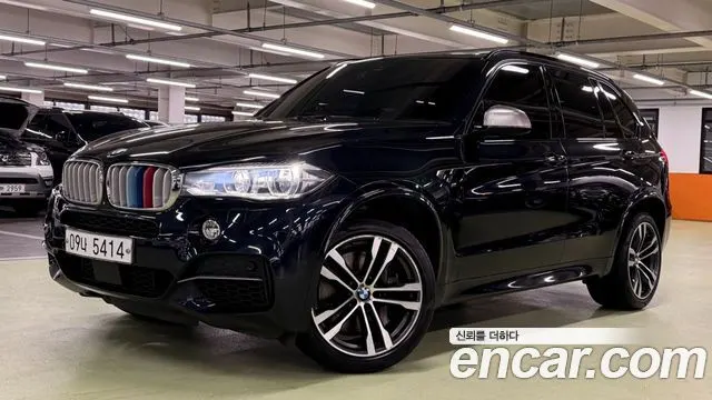 BMW X5 2016 — 142 348 км, чёрный, Корея — под ключ — фото 1