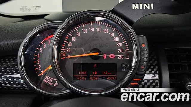 MINI COOPER S 2015 — 82 591 км, белый-перламутр, Корея — под ключ — фото 8