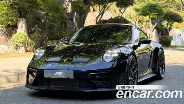 PORSCHE 911 2025