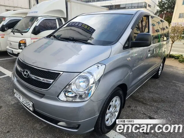 HYUNDAI GRAND STAREX 2014 — 148 240 км, серебристый, Корея — под ключ — фото 2