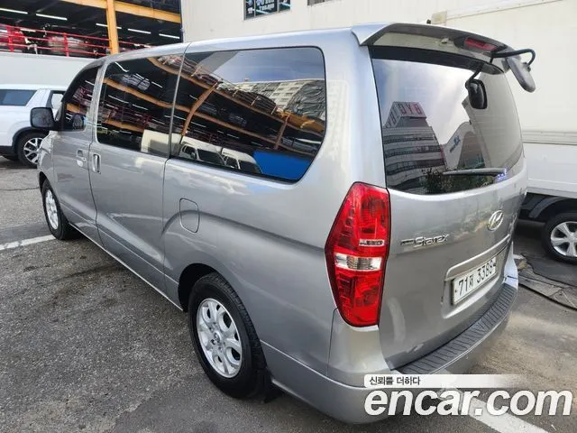 HYUNDAI GRAND STAREX 2014 — 148 240 км, серебристый, Корея — под ключ — фото 3