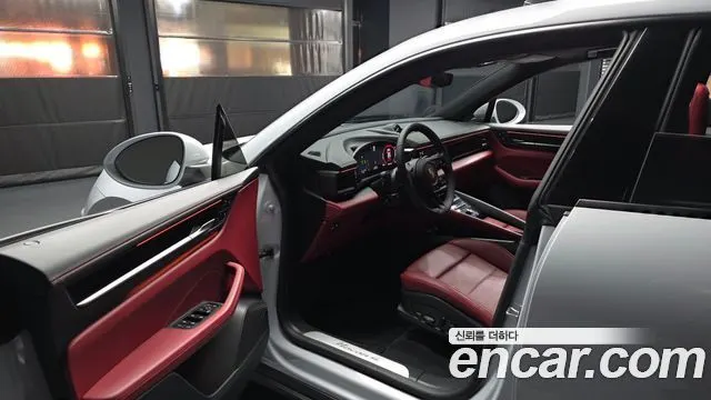 PORSCHE MACAN (EV) 2025 — 6 443 км, серебристо-серый, Корея — под ключ — фото 10