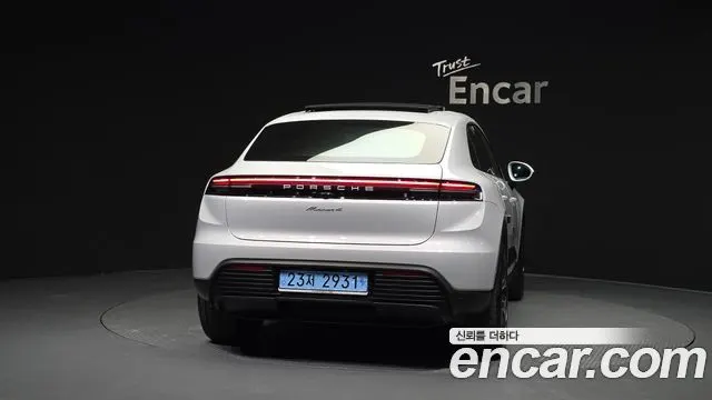 PORSCHE MACAN (EV) 2025 — 6 443 км, серебристо-серый, Корея — под ключ — фото 4