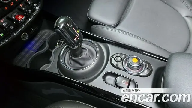 MINI COOPER D CLUBMAN 2020 — 56 402 км, белый-перламутр, Корея — под ключ — фото 9