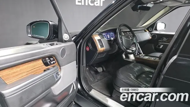 LAND ROVER RANGE ROVER (4 ПОК.) 2018 — 171 539 км, чёрный, Корея — под ключ — фото 10