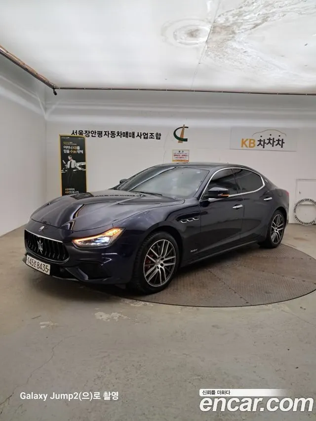 MASERATI GHIBLI 2021